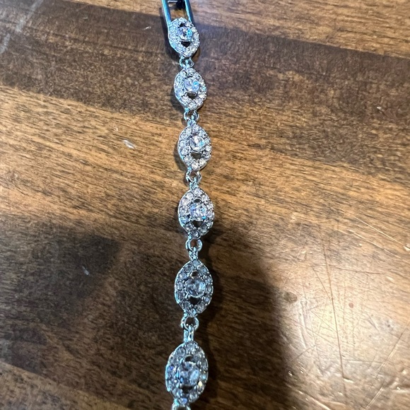 Givenchy silver bracelet - Picture 2 of 3